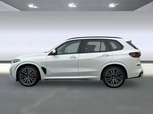 Mineral White Metallic 2026 BMW X5 xDrive40i
