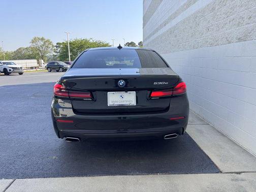 2022 BMW 530e Base