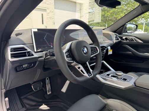 Tanzanite Blue II Metallic 2026 BMW 430 i