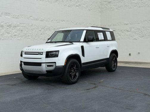 2020 Land Rover Defender 110 SE