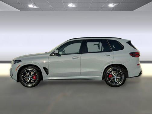 Brooklyn Grey Metallic 2026 BMW X5 xDrive40i