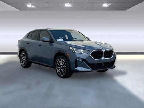 2025 BMW X2 xDrive28i