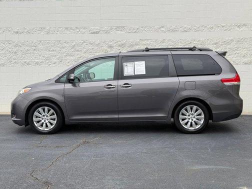 2014 Toyota Sienna XLE