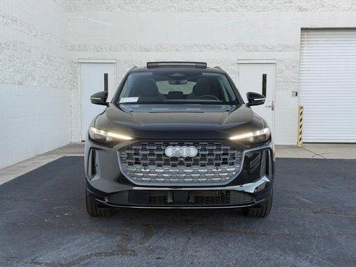 2025 Audi Q5 Premium Plus TFSI quattro S tronic