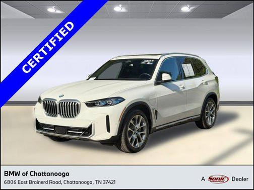 Alpine White 2025 BMW X5 PHEV xDrive50e