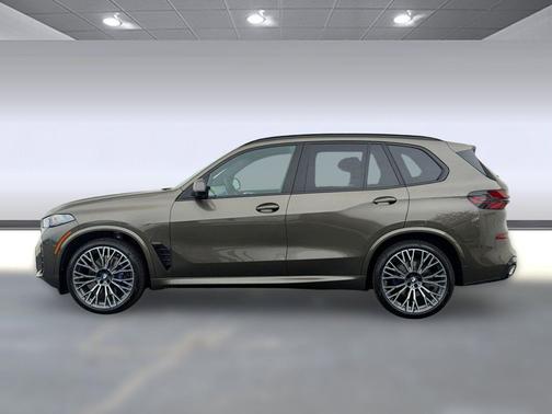 Manhattan Green Metallic 2026 BMW X5 xDrive40i