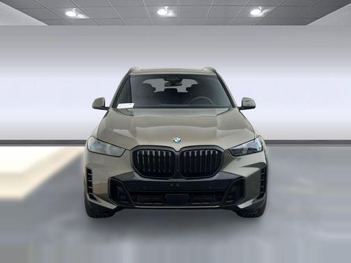 Manhattan Green Metallic 2026 BMW X5 xDrive40i