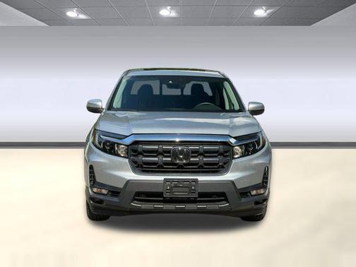 Solar Silver Metallic 2025 Honda Ridgeline RTL