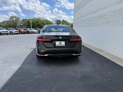 2024 BMW i5 eDrive40