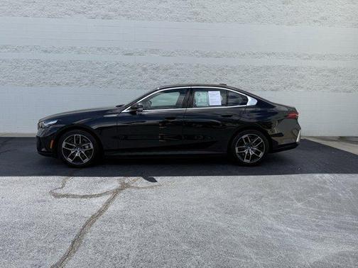 2024 BMW i5 eDrive40