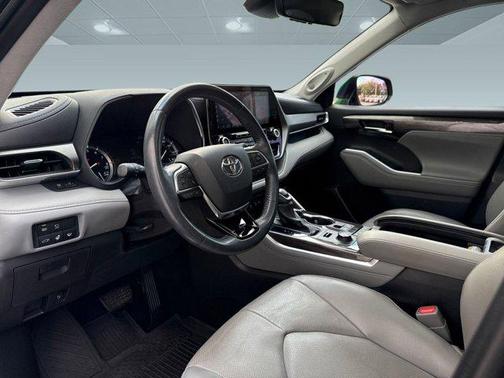 2021 Toyota Highlander Limited