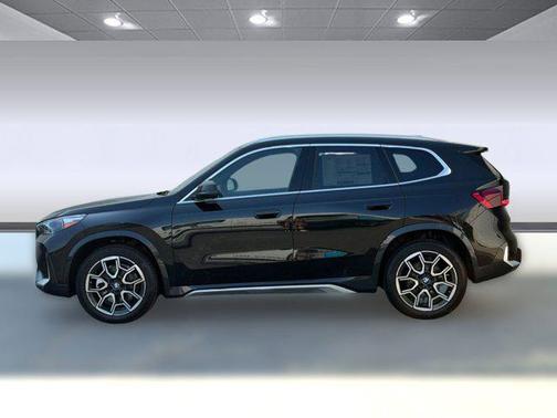 Black Sapphire Metallic 2026 BMW X1 xDrive28i