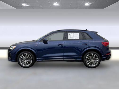 2022 Audi Q3 45 S line Premium Plus