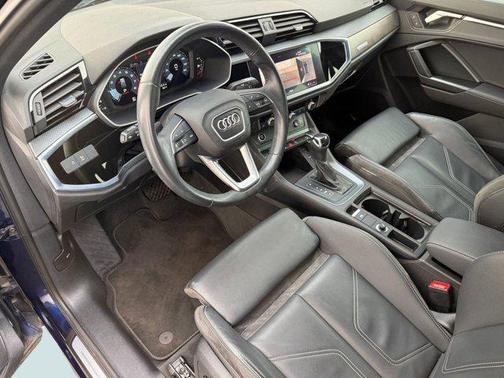 2022 Audi Q3 45 S line Premium Plus