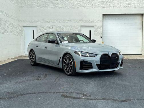 2025 BMW M440 i