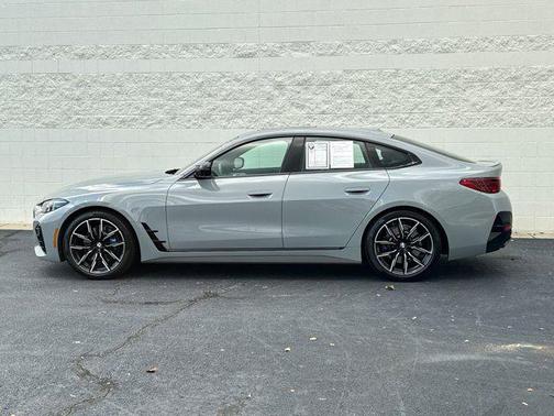 2025 BMW M440 i