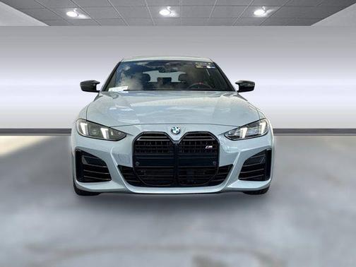 2025 BMW M440 i