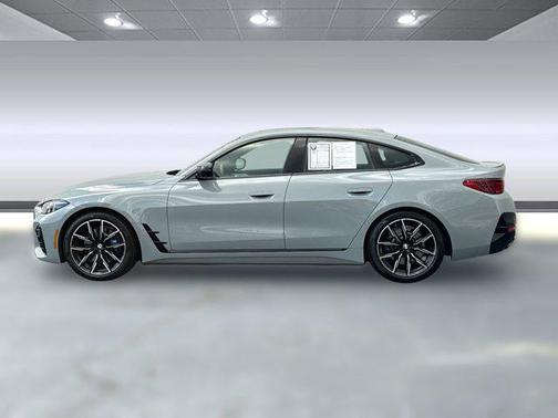 2025 BMW M440 i