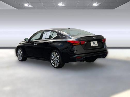 2024 Nissan Altima 2.5 SL