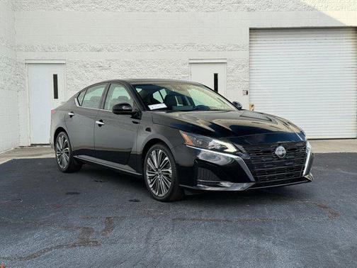 2024 Nissan Altima 2.5 SL