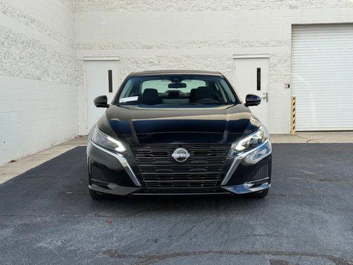 2024 Nissan Altima 2.5 SL