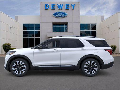 Star White Metallic Tri-Coat 2026 Ford Explorer Platinum