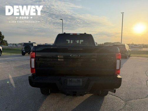 AGATE BLACK 2022 Ford F-350 LARIAT SUPER DUTY