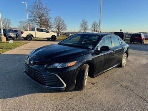 Black 2022 Toyota Camry LE
