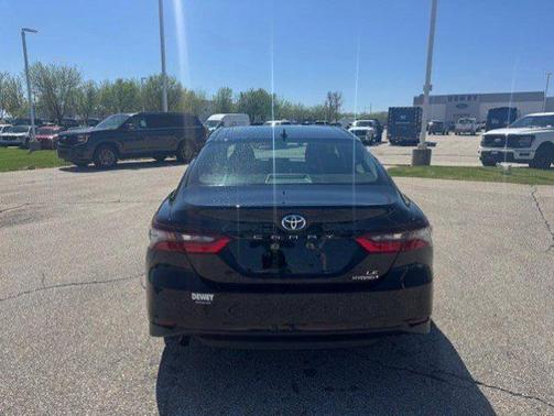 Black 2022 Toyota Camry LE