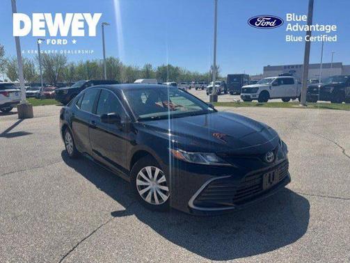 Black 2022 Toyota Camry LE