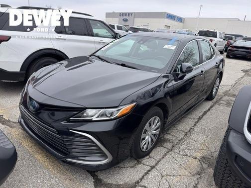 2022 Toyota Camry LE