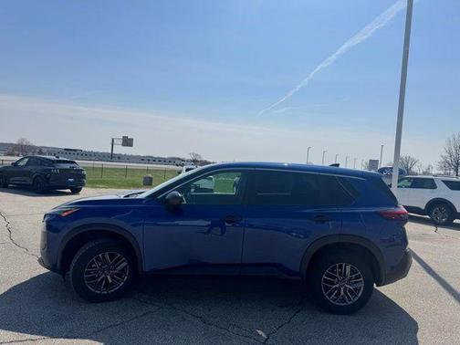 Caspian Blue Metallic 2023 Nissan Rogue S