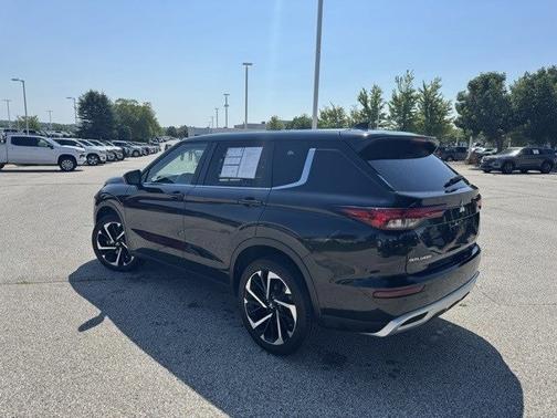 2022 Mitsubishi Outlander SEL