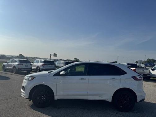 2023 Ford Edge ST LINE