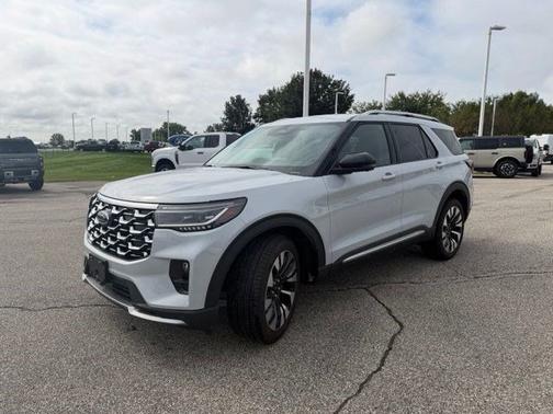 SPACE WHITE METALLIC 2026 Ford Explorer PLATINUM
