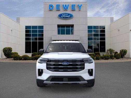 Star White Metallic Tri-Coat 2026 Ford Explorer Active