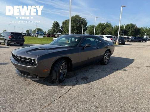 Granite Pearlcoat 2019 Dodge Challenger SXT