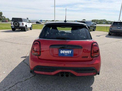 Chili Red 2022 MINI Hardtop Cooper S