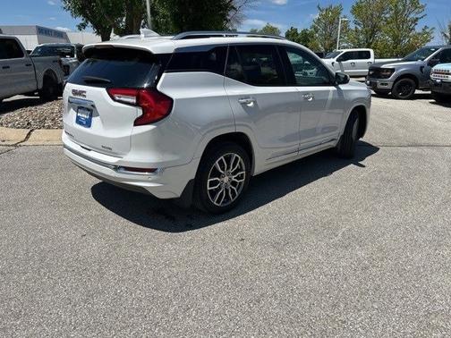 2023 GMC Terrain DENALI