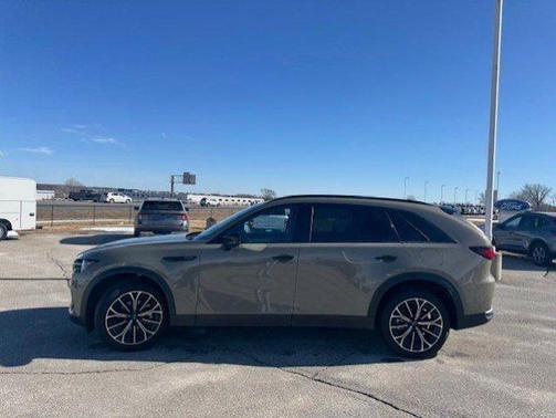 ZIRCON SAND METALLIC 2025 Mazda CX-70 CX-70