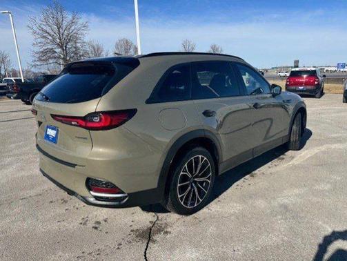 ZIRCON SAND METALLIC 2025 Mazda CX-70 CX-70