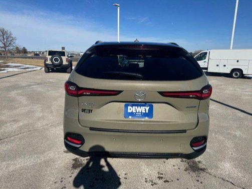 ZIRCON SAND METALLIC 2025 Mazda CX-70 CX-70