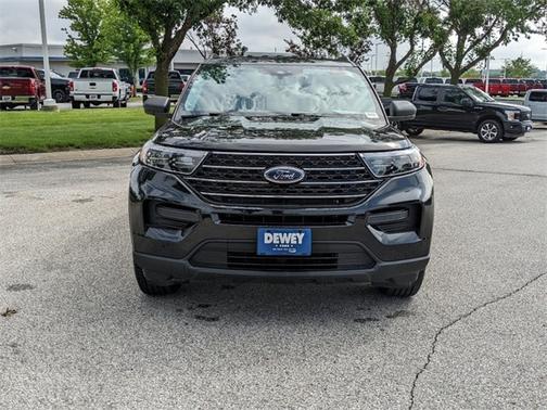 Photo 2 of 3 of 2020 Ford Explorer XLT