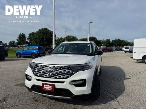 White 2020 Ford Explorer Platinum