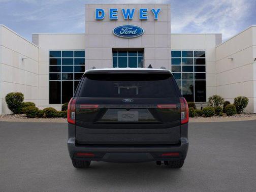 Dark Matter Gray Metallic 2026 Ford Expedition Tremor