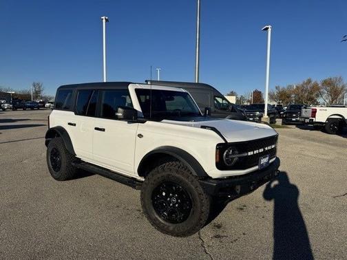 2024 Ford Bronco WILDTRAK