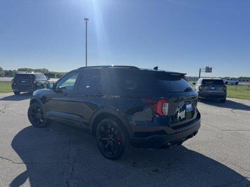 Black Metallic 2020 Ford Explorer ST