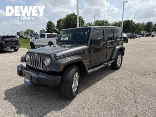 Granite Crystal Metallic Clearcoat 2017 Jeep Wrangler Unlimited Sahara