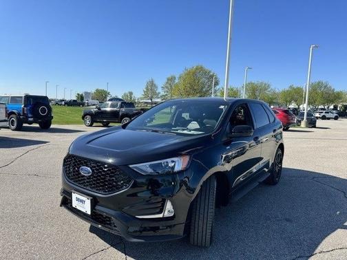 2022 Ford Edge ST LINE