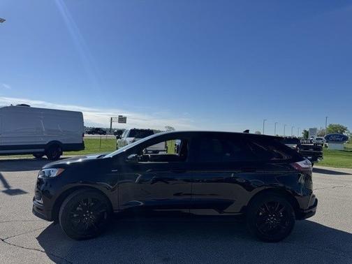2022 Ford Edge ST LINE